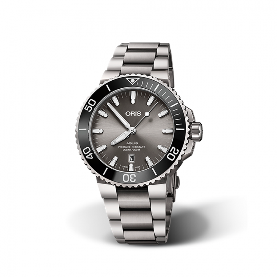 ORIS AQUIS TITANIUM DATE