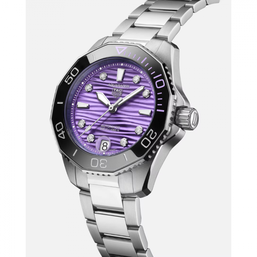 TAG HEUER AQUARACER PROFESSIONAL 300 DATE ref. WBP231M.BA0618