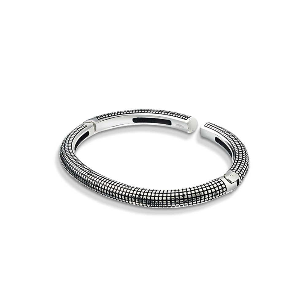 Bracciali