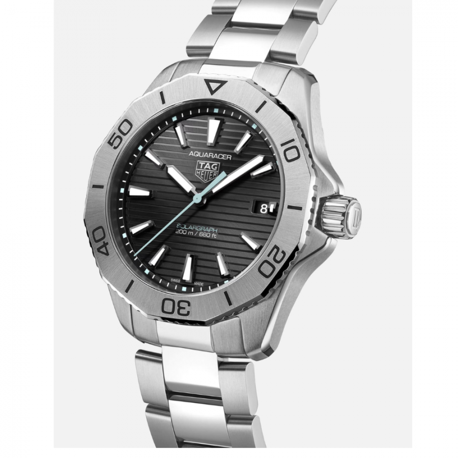 TAG HEUER AQUARACER PROFESSIONAL 200 SOLARGRAPH ref. WBP1114.BA0000