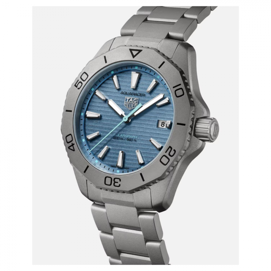 TAG HEUER AQUARACER PROFESSIONAL 200 SOLARGRAPH ref. WBP1182.BF0000